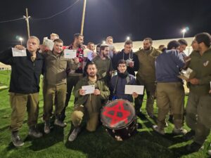 IDF soldiers receive letters via Standing Together